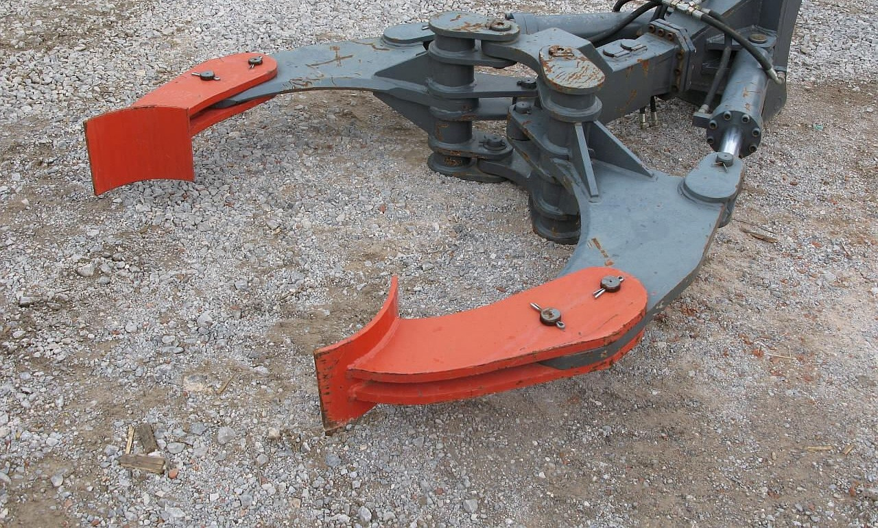 Balavto Pipe grab for excavator - Αρπάγη: φωτογραφία 2 Balavto Pipe grab for excavator - Αρπάγη: φωτογραφία 2