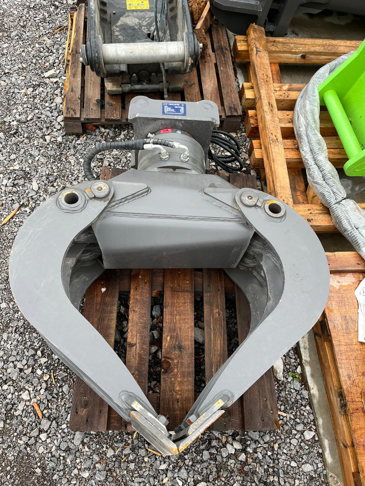 Balavto stone grapple BG08 with rotator - Αρπάγη για Εκσκαφέας: φωτογραφία 1 Balavto stone grapple BG08 with rotator - Αρπάγη για Εκσκαφέας: φωτογραφία 1