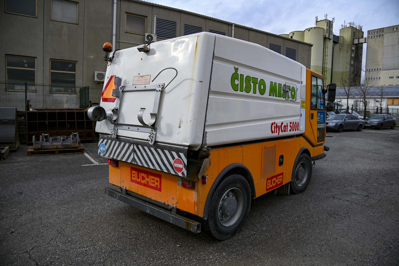 Bucher Schorling CC 5000 City Cat - Σάρωθρο δρόμων: φωτογραφία 4 Bucher Schorling CC 5000 City Cat - Σάρωθρο δρόμων: φωτογραφία 4