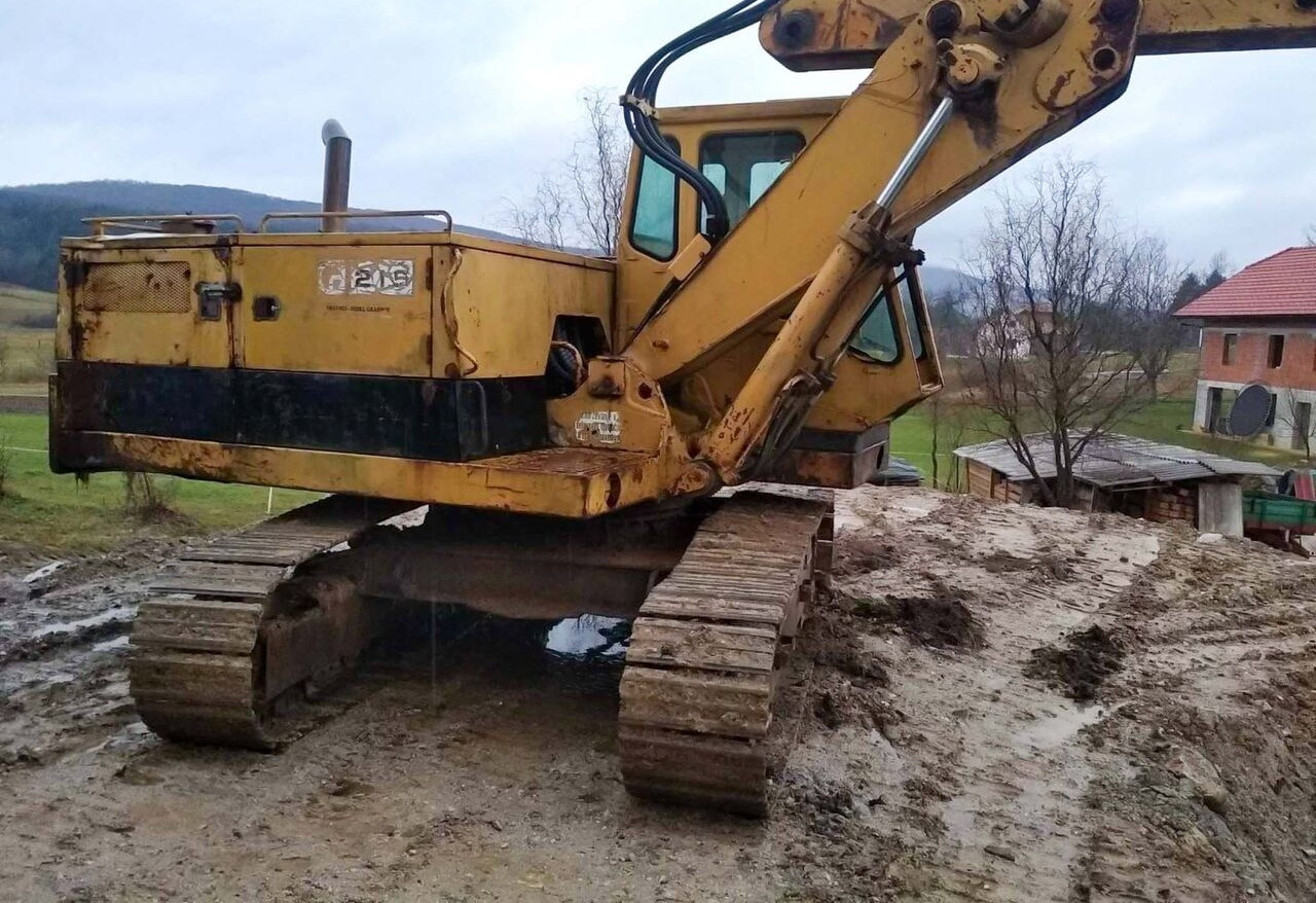 Caterpillar 215 - Ερπυστριοφόρος εκσκαφέας: φωτογραφία 2 Caterpillar 215 - Ερπυστριοφόρος εκσκαφέας: φωτογραφία 2