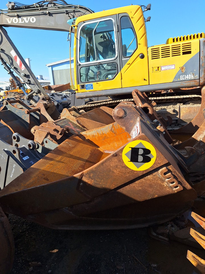 Excavating/slope digging bucket 1600 mm S1 - Κουβας: φωτογραφία 1 Excavating/slope digging bucket 1600 mm S1 - Κουβας: φωτογραφία 1