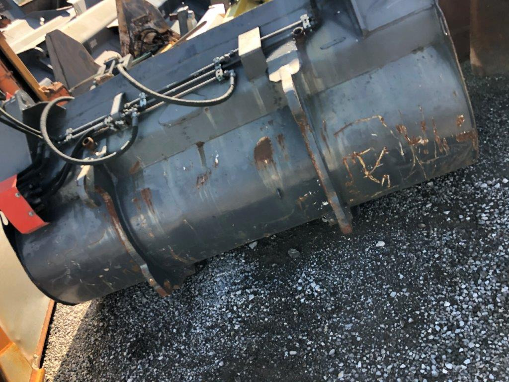 Front loader bucket with closure 2300 mm Volvo - Κουβάς για φορτωτή για Ελαστιχοφόρος φορτωτής: φωτογραφία 4 Front loader bucket with closure 2300 mm Volvo - Κουβάς για φορτωτή για Ελαστιχοφόρος φορτωτής: φωτογραφία 4