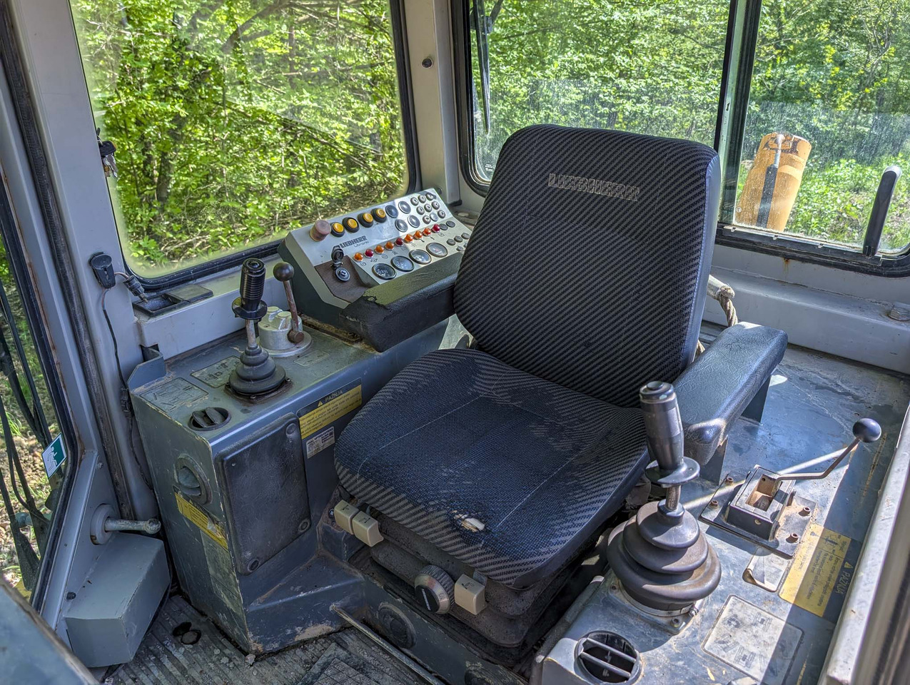 Liebherr PR722 BL - Μπουλντόζα: φωτογραφία 4 Liebherr PR722 BL - Μπουλντόζα: φωτογραφία 4