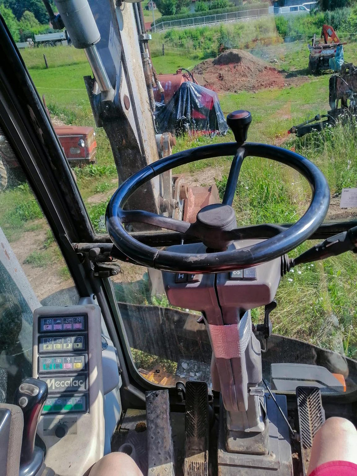 MECALAC 14 MXT - Τροχοφόρος εκσκαφέας: φωτογραφία 3 MECALAC 14 MXT - Τροχοφόρος εκσκαφέας: φωτογραφία 3