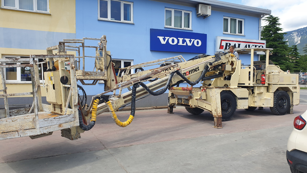 Normet Himec 9905 BT - Μηχάνημα ορυχείων: φωτογραφία 5 Normet Himec 9905 BT - Μηχάνημα ορυχείων: φωτογραφία 5