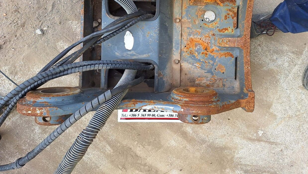 OilQuick hydraulic OQ70/55 - Ταχυσύνδεσμος για Εκσκαφέας: φωτογραφία 3 OilQuick hydraulic OQ70/55 - Ταχυσύνδεσμος για Εκσκαφέας: φωτογραφία 3