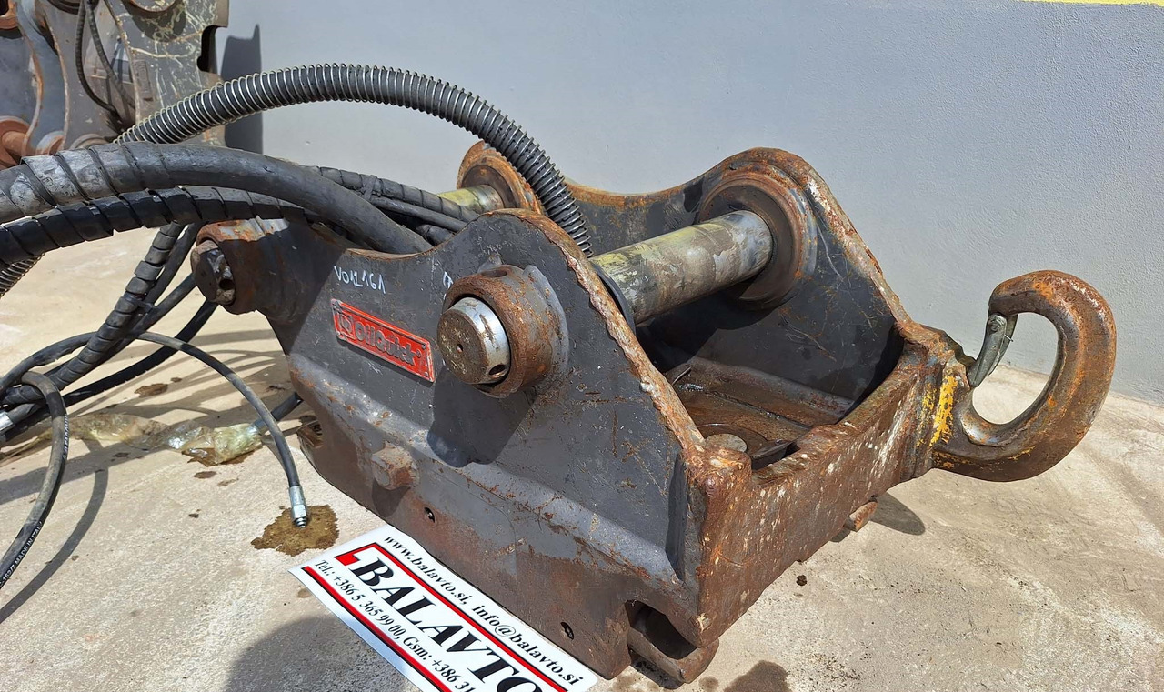 OilQuick quick coupler - Ταχυσύνδεσμος για Εκσκαφέας: φωτογραφία 1 OilQuick quick coupler - Ταχυσύνδεσμος για Εκσκαφέας: φωτογραφία 1