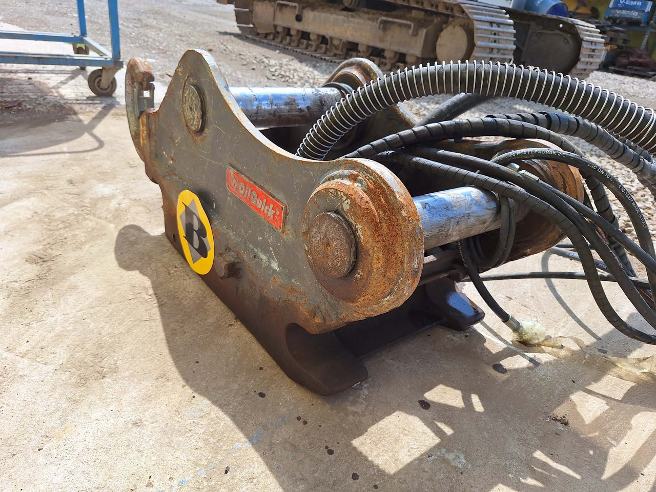 OilQuick quick coupler - Ταχυσύνδεσμος για Εκσκαφέας: φωτογραφία 5 OilQuick quick coupler - Ταχυσύνδεσμος για Εκσκαφέας: φωτογραφία 5