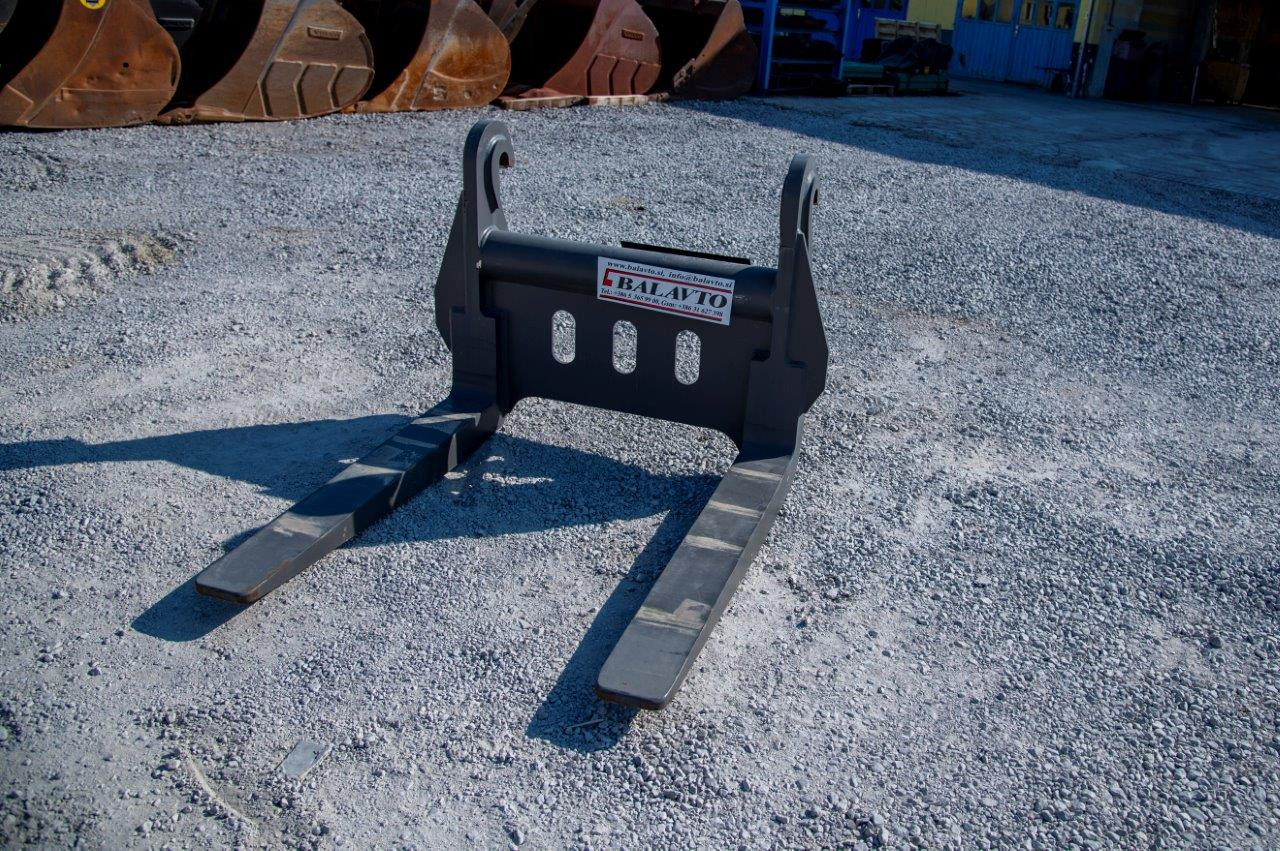 VOLVO pallet forks 1450 mm for 6-12 ton loaders - Πιρούνες για Φορτωτής: φωτογραφία 2 VOLVO pallet forks 1450 mm for 6-12 ton loaders - Πιρούνες για Φορτωτής: φωτογραφία 2