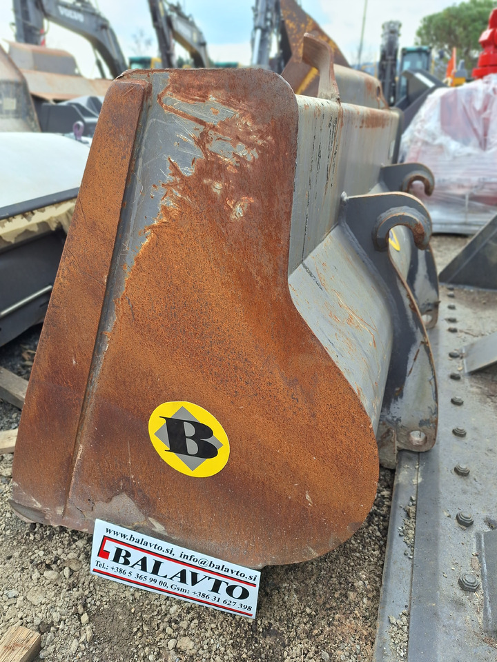 Volvo 93812 loader bucket 2300 mm BOE - Κουβάς για φορτωτή: φωτογραφία 2 Volvo 93812 loader bucket 2300 mm BOE - Κουβάς για φορτωτή: φωτογραφία 2
