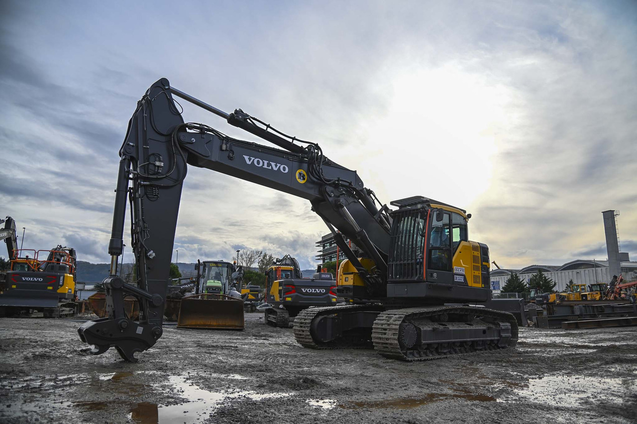 Ερπυστριοφόρος εκσκαφέας Volvo ECR355ENL: φωτογραφία 1