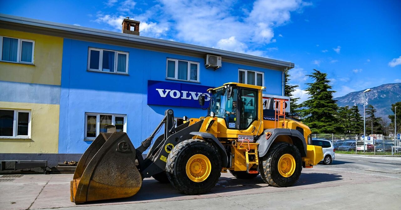 Volvo L120H - Ελαστιχοφόρος φορτωτής: φωτογραφία 3 Volvo L120H - Ελαστιχοφόρος φορτωτής: φωτογραφία 3