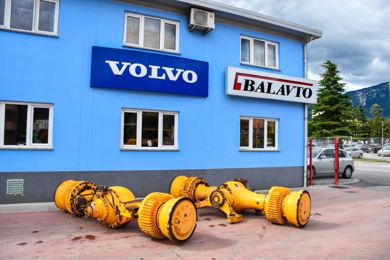 Volvo L350F - Αξονας και ανταλλακτικά για Ελαστιχοφόρος φορτωτής: φωτογραφία 3 Volvo L350F - Αξονας και ανταλλακτικά για Ελαστιχοφόρος φορτωτής: φωτογραφία 3