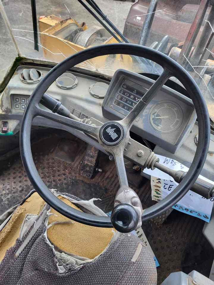 Volvo steering wheel - Τιμόνι για Φορτωτής: φωτογραφία 2 Volvo steering wheel - Τιμόνι για Φορτωτής: φωτογραφία 2