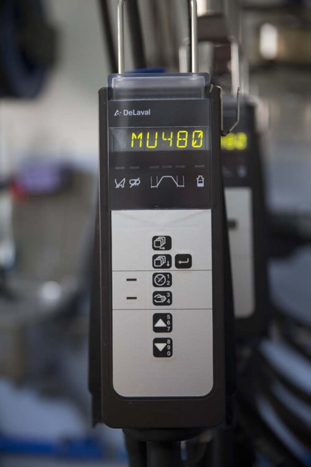 MXA0044 22 DeLaval milking unit MU486 Part No. 87979930 - Αρμεκτική μηχανή: φωτογραφία 2 MXA0044 22 DeLaval milking unit MU486 Part No. 87979930 - Αρμεκτική μηχανή: φωτογραφία 2