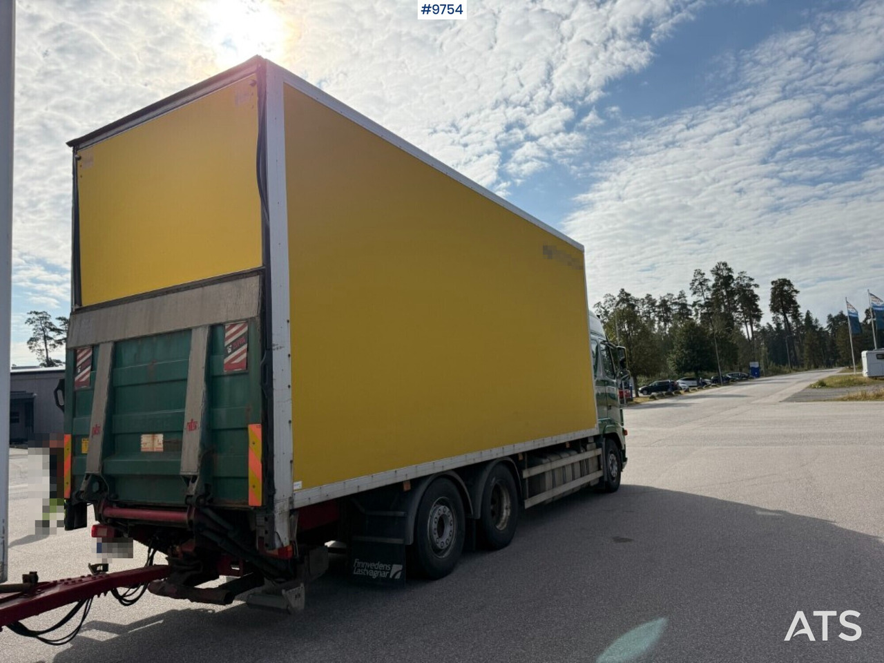 Box Truck Volvo FH 480 with 4-axle Ekeri trailer (VIDEO) - Φορτηγό κόφα: φωτογραφία 4 Box Truck Volvo FH 480 with 4-axle Ekeri trailer (VIDEO) - Φορτηγό κόφα: φωτογραφία 4