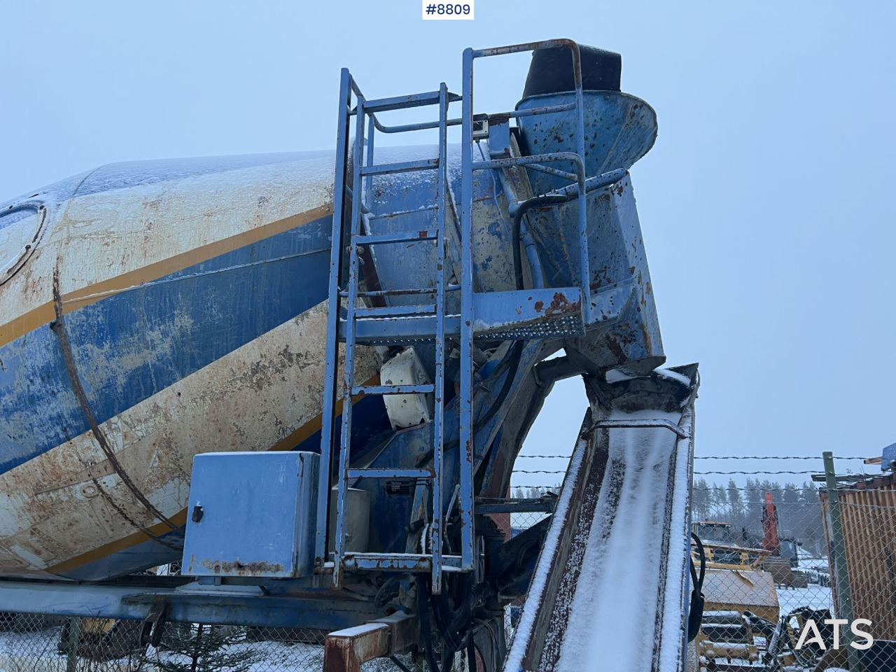 Concrete rotator 6 m3 with Laxo attachment - Μπετονιέρα βαρέλα: φωτογραφία 5 Concrete rotator 6 m3 with Laxo attachment - Μπετονιέρα βαρέλα: φωτογραφία 5