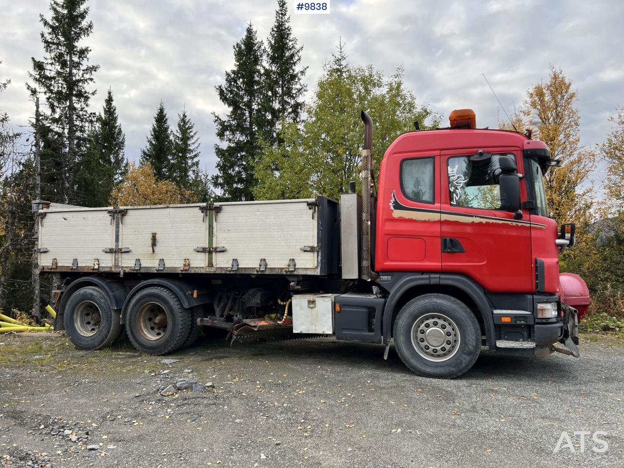 Dump Truck Scania R164 with plow equipment and underbite - Φορτηγό ανατρεπόμενο: φωτογραφία 3 Dump Truck Scania R164 with plow equipment and underbite - Φορτηγό ανατρεπόμενο: φωτογραφία 3