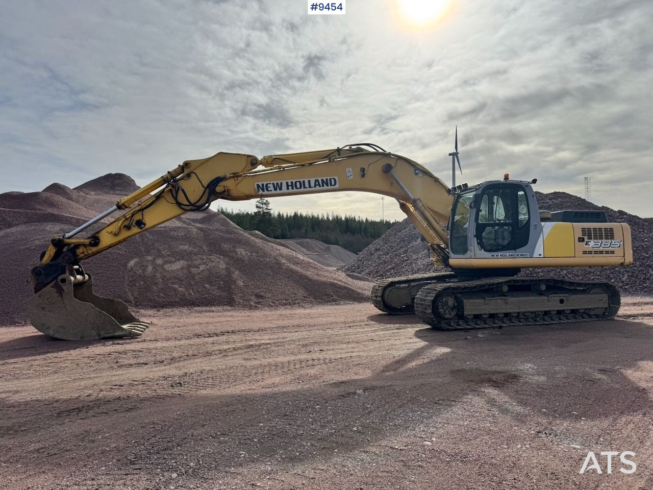 Excavator New Holland E385 - Ερπυστριοφόρος εκσκαφέας: φωτογραφία 3 Excavator New Holland E385 - Ερπυστριοφόρος εκσκαφέας: φωτογραφία 3