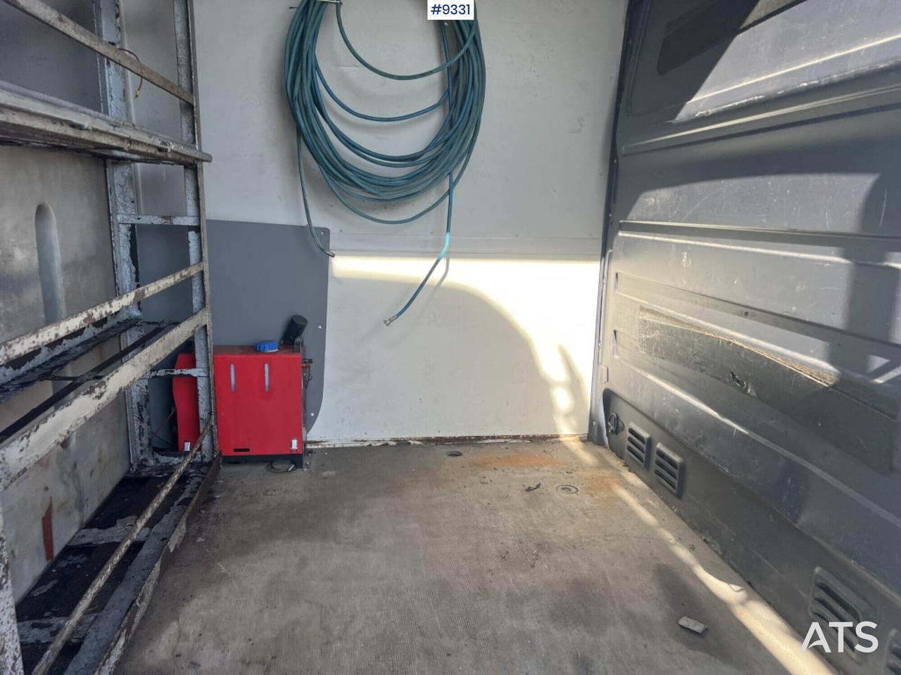 High pressure flushing car- VW CRAFTER 35 SKÅP MR - Βαν: φωτογραφία 5 High pressure flushing car- VW CRAFTER 35 SKÅP MR - Βαν: φωτογραφία 5
