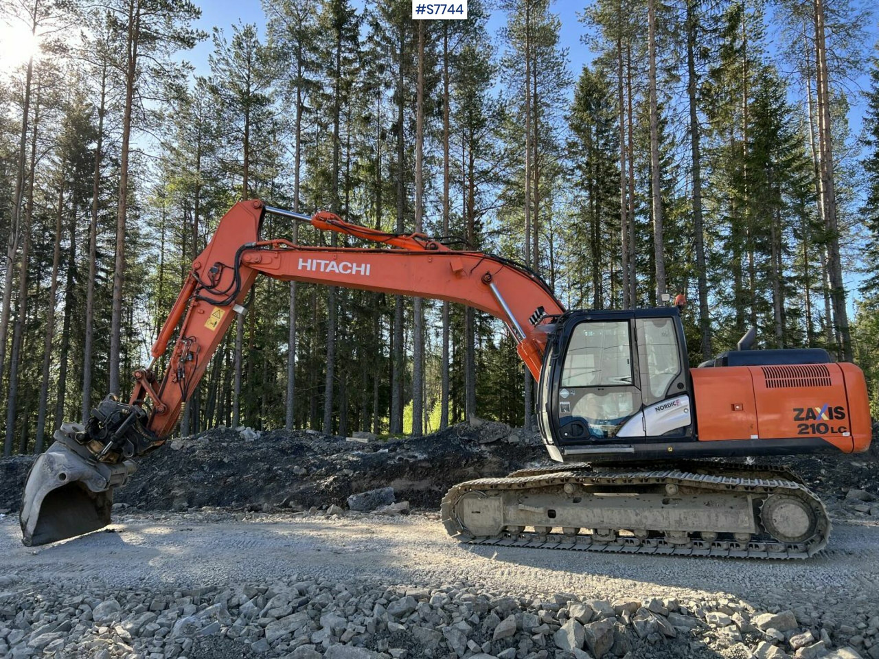 Ερπυστριοφόρος εκσκαφέας Hitachi ZX 210 LC-5B with rotortilt and gears SEE VIDEO: φωτογραφία 1
