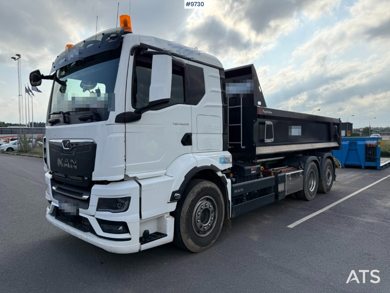 Hook lift MAN TGS 26.510 with crane flatbed and gravel flatbed - Φορτηγό φόρτωσης γάντζου: φωτογραφία 1 Hook lift MAN TGS 26.510 with crane flatbed and gravel flatbed - Φορτηγό φόρτωσης γάντζου: φωτογραφία 1