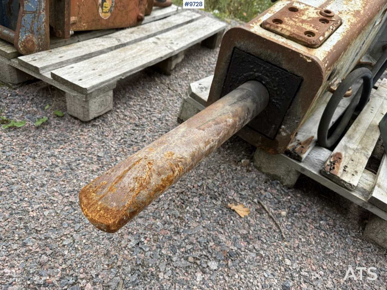 Hydraulic hammer Furukawa F9LN S45 - Υδραυλικό σφυρί: φωτογραφία 3 Hydraulic hammer Furukawa F9LN S45 - Υδραυλικό σφυρί: φωτογραφία 3