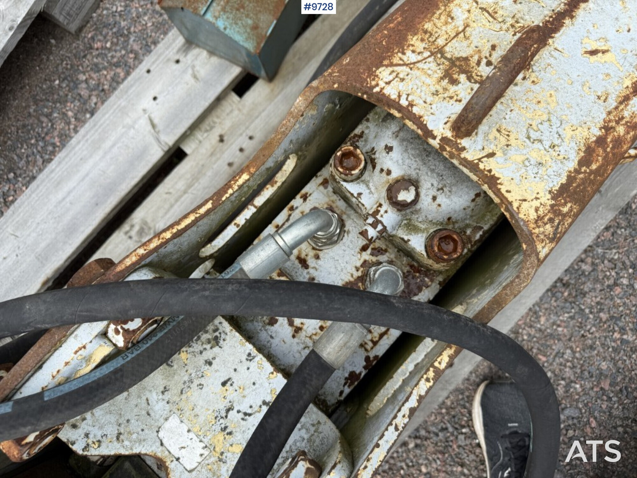 Hydraulic hammer Furukawa F9LN S45 - Υδραυλικό σφυρί: φωτογραφία 4 Hydraulic hammer Furukawa F9LN S45 - Υδραυλικό σφυρί: φωτογραφία 4