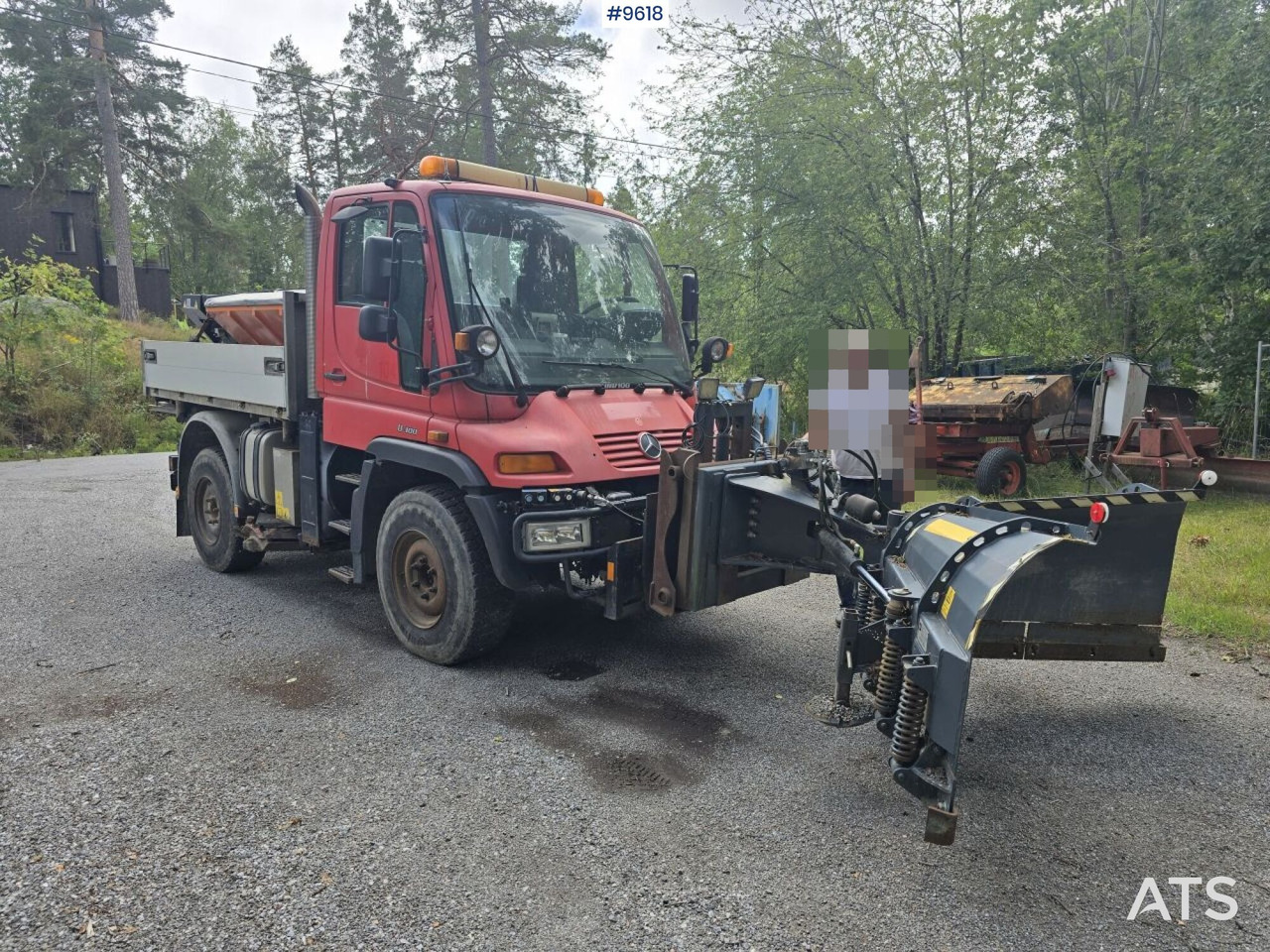 MB Unimog with equipment - Εκχιονιστικό μηχάνημα: φωτογραφία 2 MB Unimog with equipment - Εκχιονιστικό μηχάνημα: φωτογραφία 2