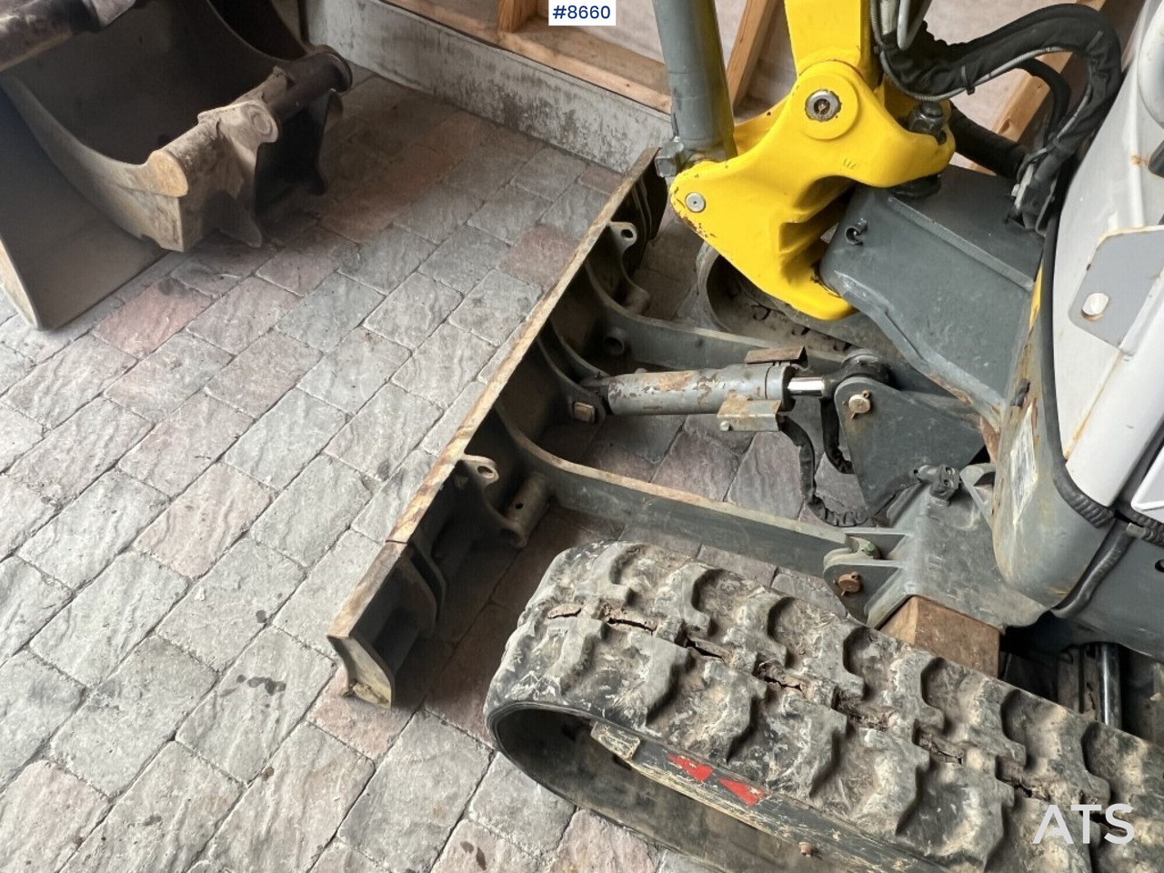 Mini excavator - Wacker Neuson 2003RD - Εκσκαφέας: φωτογραφία 4 Mini excavator - Wacker Neuson 2003RD - Εκσκαφέας: φωτογραφία 4