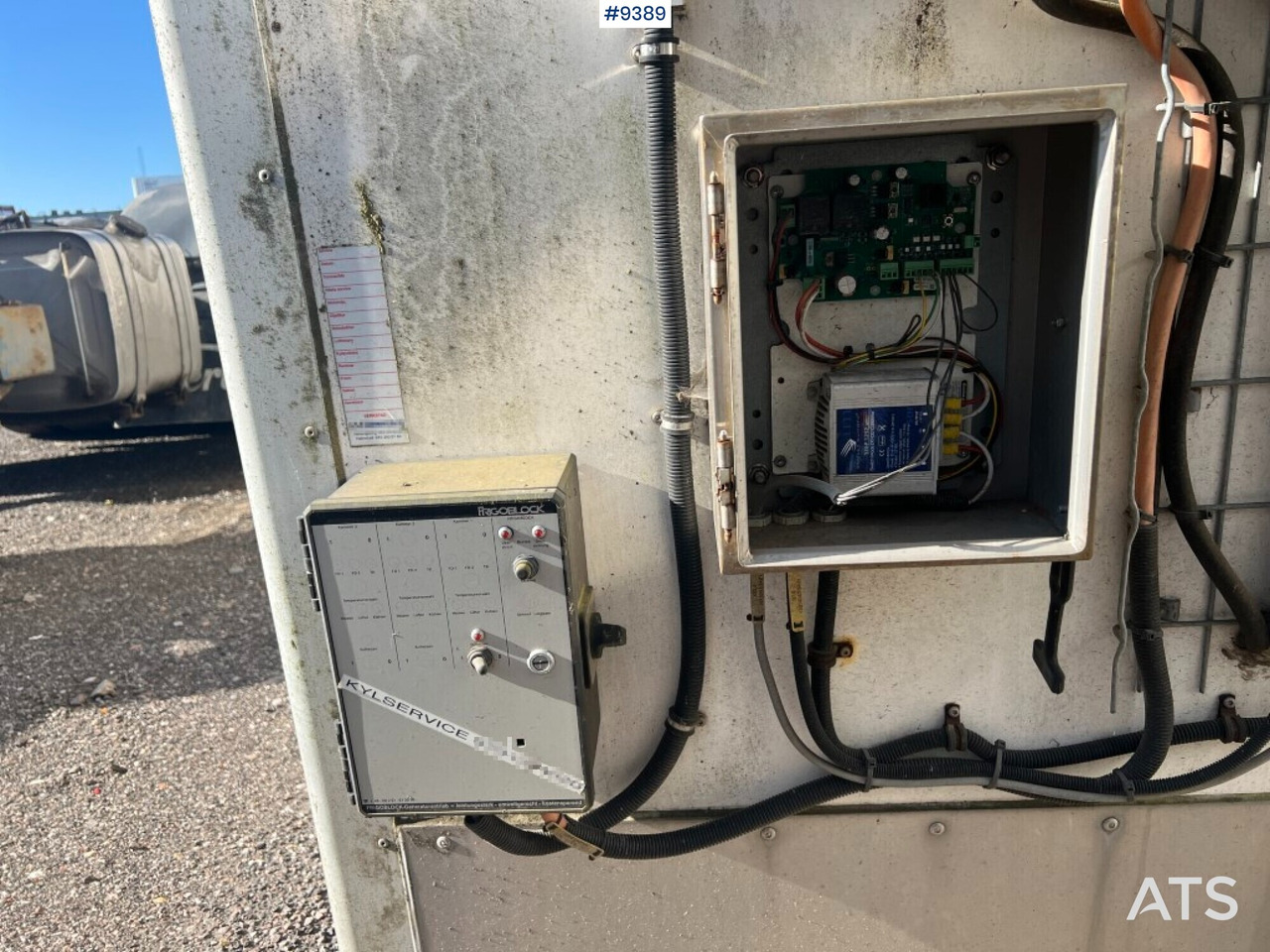 Refrigerated trailer box - Lagab - 6ton - Αμάξωμα - ψυγείο: φωτογραφία 4 Refrigerated trailer box - Lagab - 6ton - Αμάξωμα - ψυγείο: φωτογραφία 4