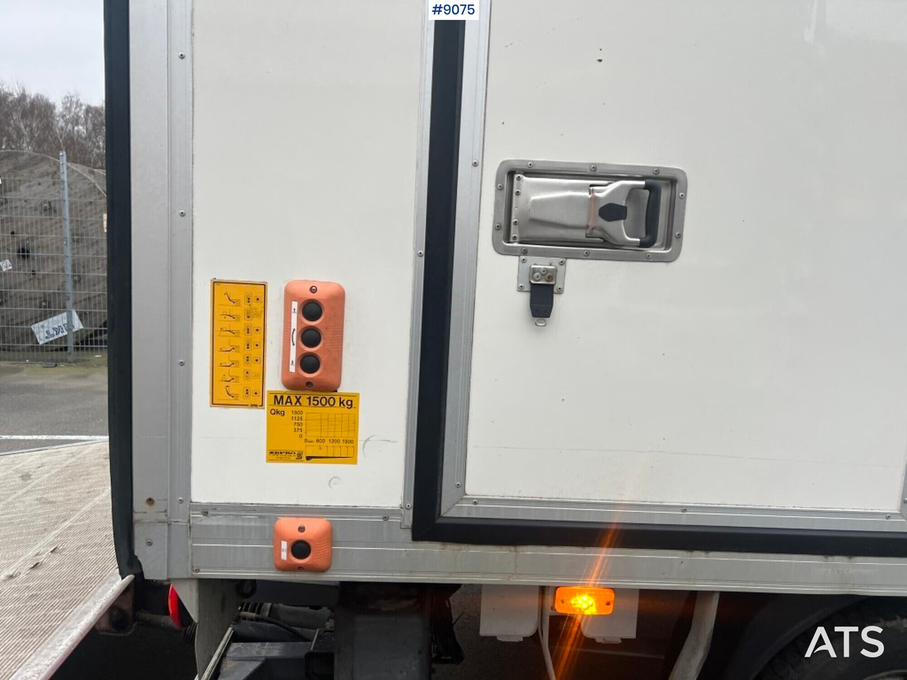 Refrigerated truck - Renault Master - Επαγγελματικό αυτοκίνητο ψυγείο: φωτογραφία 4 Refrigerated truck - Renault Master - Επαγγελματικό αυτοκίνητο ψυγείο: φωτογραφία 4
