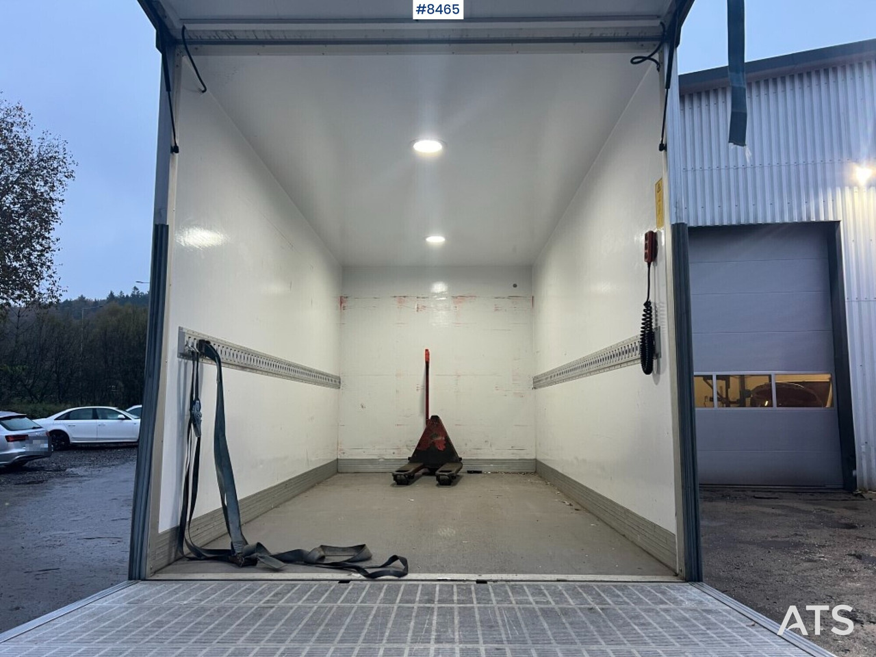 Renault master with tail lift - Επαγγελματικό αυτοκίνητο κόφα: φωτογραφία 5 Renault master with tail lift - Επαγγελματικό αυτοκίνητο κόφα: φωτογραφία 5