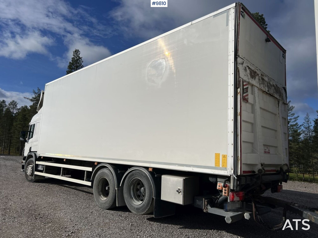 Scania P400 Box truck with tail lift - Φορτηγό κόφα: φωτογραφία 4 Scania P400 Box truck with tail lift - Φορτηγό κόφα: φωτογραφία 4