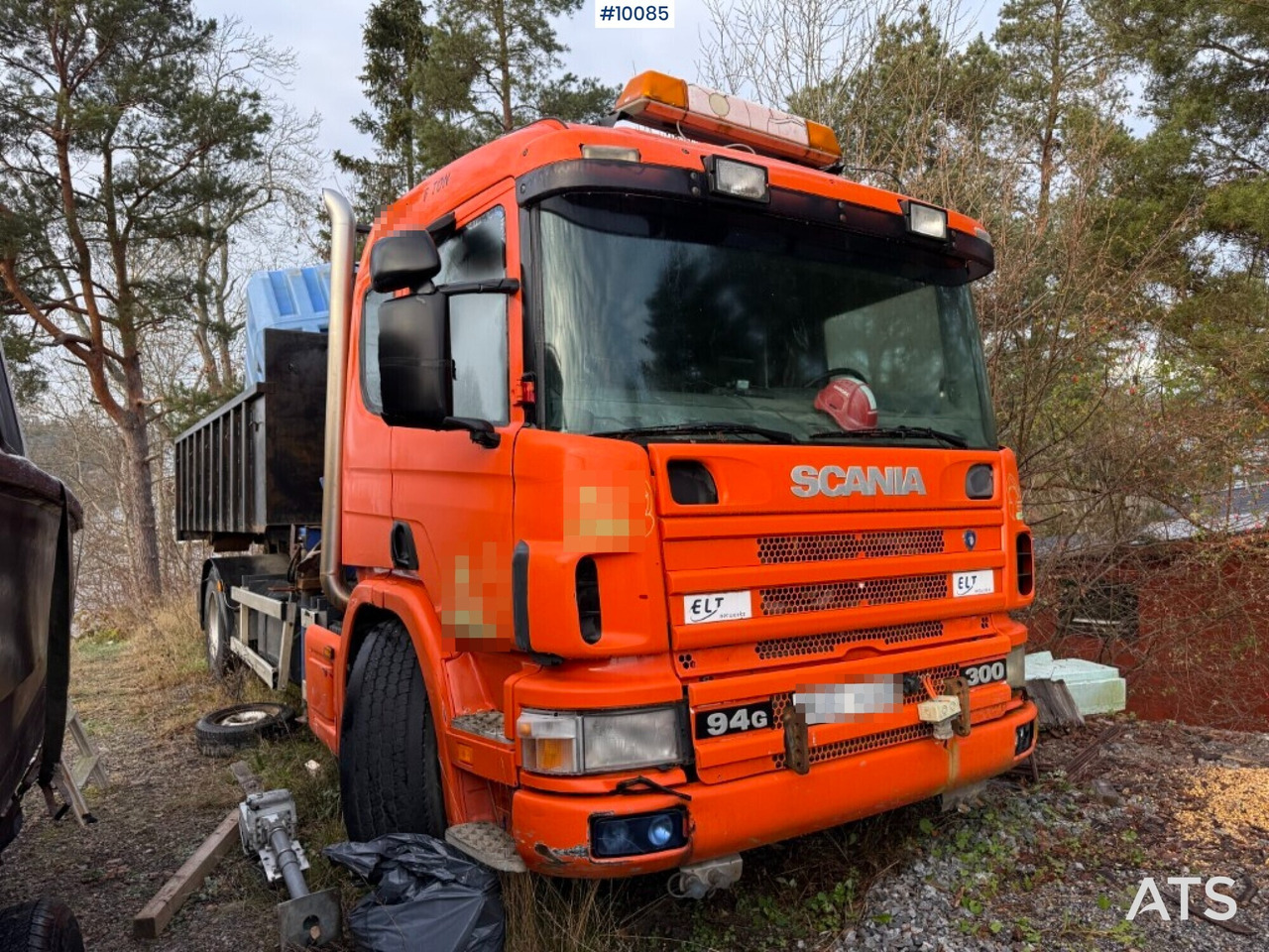 Scania P94G 300 Crane truck with flatbed Rep. object - Φορτηγό φόρτωσης γάντζου, Φορτηγό με γερανό: φωτογραφία 1 Scania P94G 300 Crane truck with flatbed Rep. object - Φορτηγό φόρτωσης γάντζου, Φορτηγό με γερανό: φωτογραφία 1