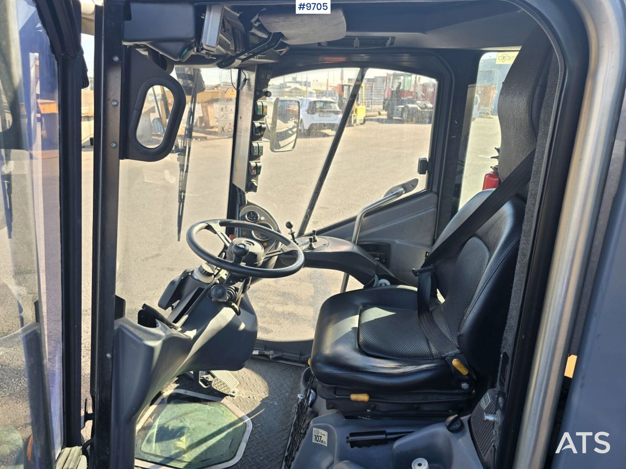 Sweeper - Tennant 636 (SEE VIDEO) - Σάρωθρο δρόμων: φωτογραφία 5 Sweeper - Tennant 636 (SEE VIDEO) - Σάρωθρο δρόμων: φωτογραφία 5