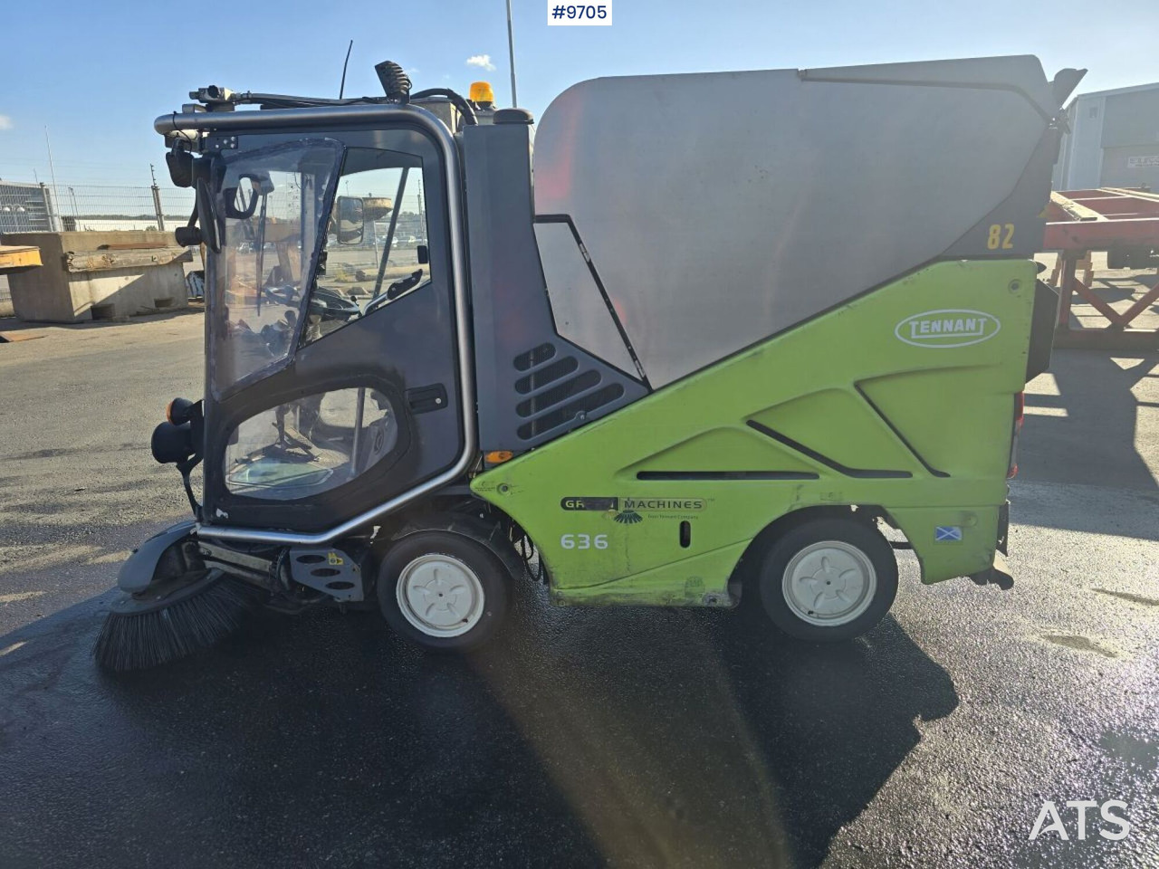 Sweeper - Tennant 636 (SEE VIDEO) - Σάρωθρο δρόμων: φωτογραφία 2 Sweeper - Tennant 636 (SEE VIDEO) - Σάρωθρο δρόμων: φωτογραφία 2