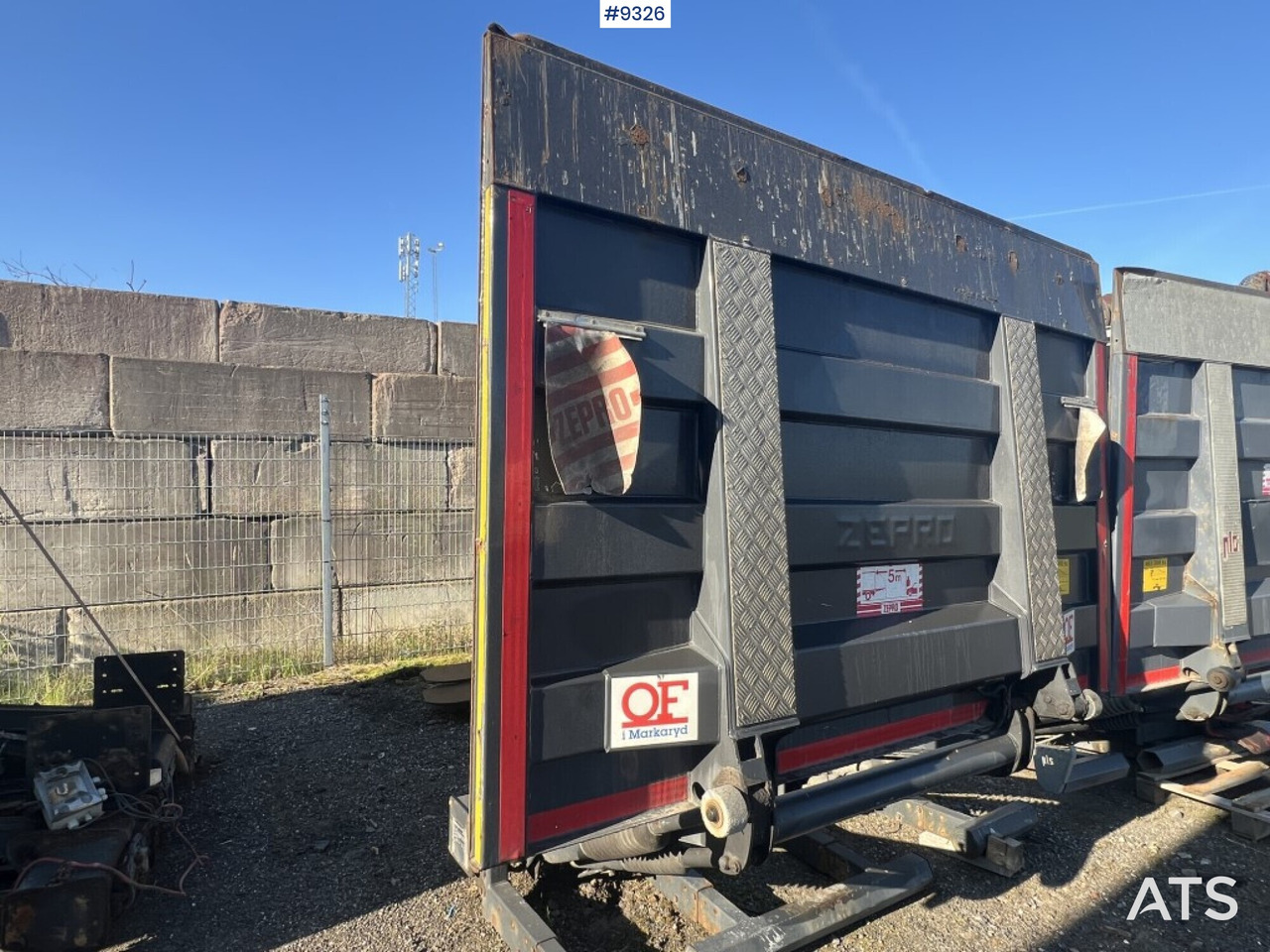 Tail lift Zepro Z2000-175MA - Υδραυλική πόρτα: φωτογραφία 2 Tail lift Zepro Z2000-175MA - Υδραυλική πόρτα: φωτογραφία 2