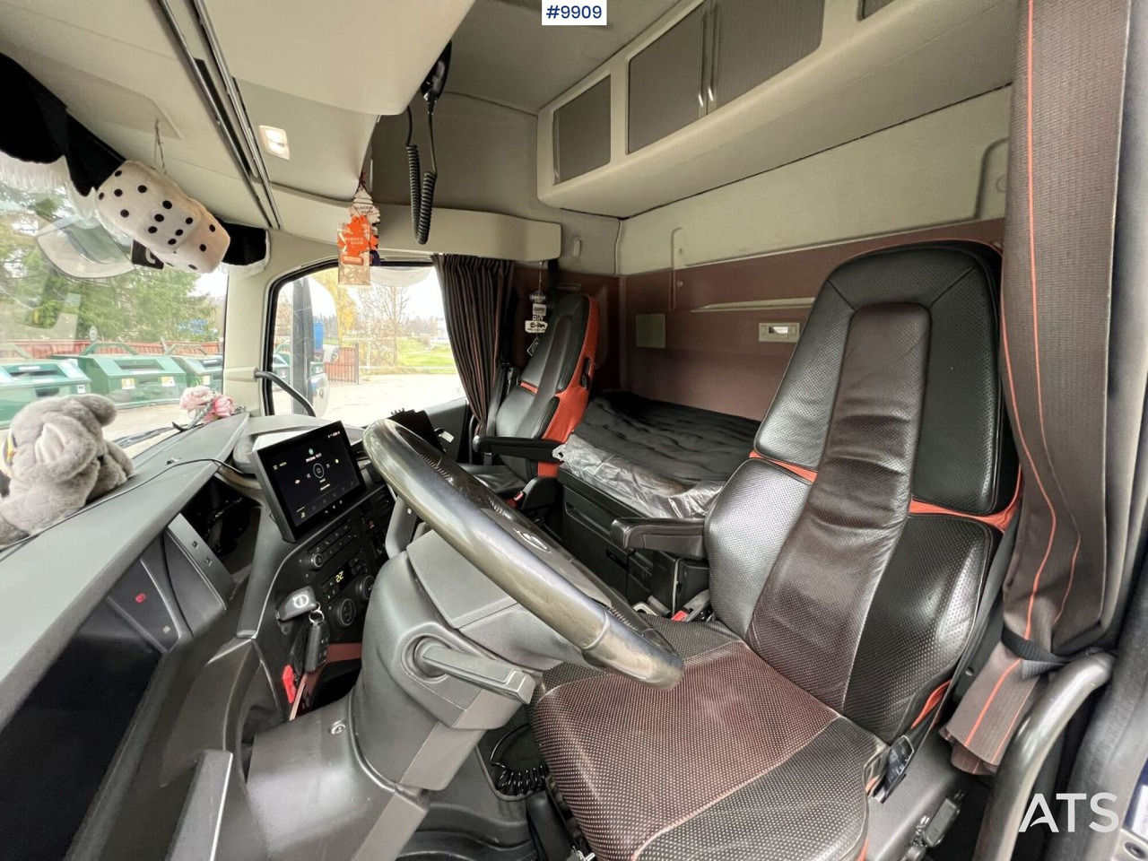 Volvo FH 64R Timber truck with crane and trailer - Φορτηγό ξυλείας, Φορτηγό με γερανό: φωτογραφία 5 Volvo FH 64R Timber truck with crane and trailer - Φορτηγό ξυλείας, Φορτηγό με γερανό: φωτογραφία 5