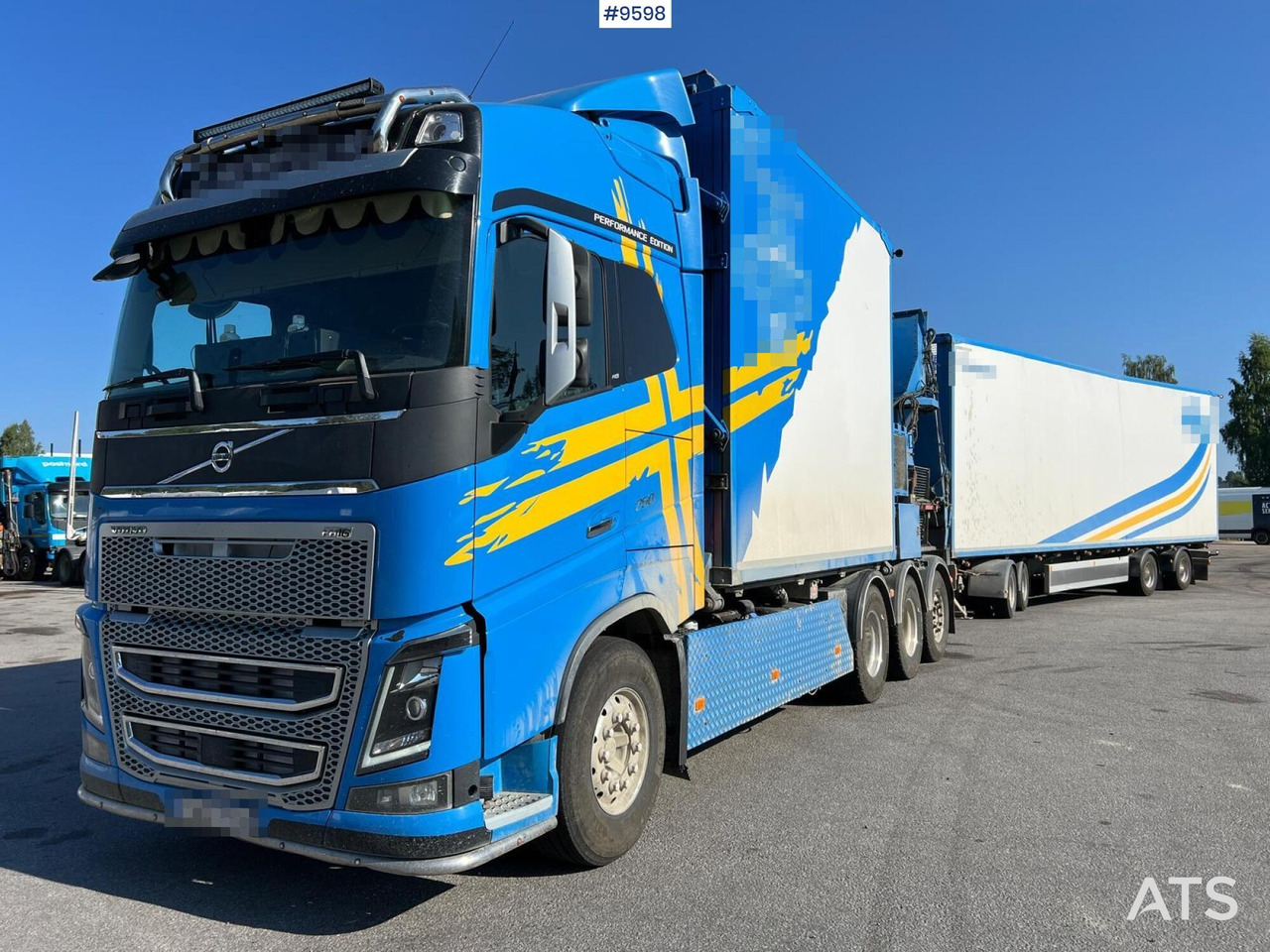 Volvo FH16 8*4 Bruks wood chipper - Φορτηγό ανατρεπόμενο, Φορτηγό με γερανό: φωτογραφία 1 Volvo FH16 8*4 Bruks wood chipper - Φορτηγό ανατρεπόμενο, Φορτηγό με γερανό: φωτογραφία 1