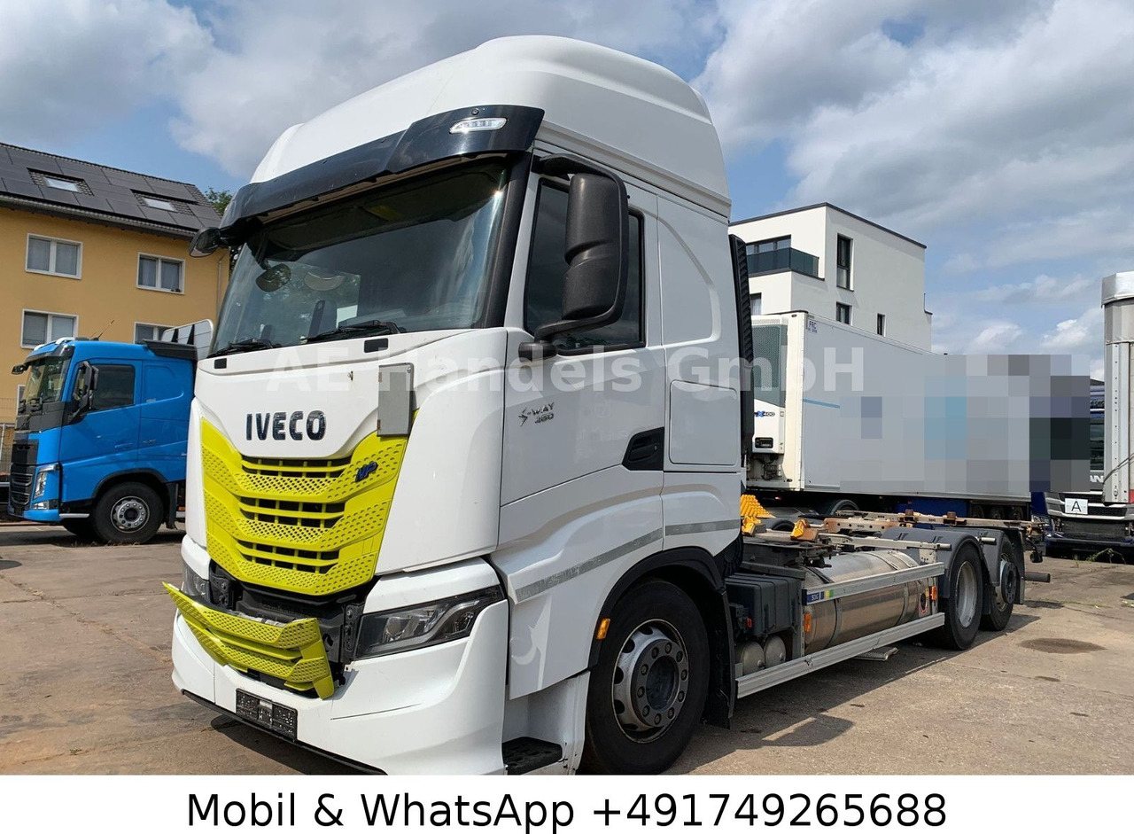 Iveco S-Way 460 LNG BDF 6x2 *Retarder/Lenk+Lift/AHK - Φορτηγό μεταφοράς εμπορευματοκιβωτίων/ Κινητό αμάξωμα: φωτογραφία 4 Iveco S-Way 460 LNG BDF 6x2 *Retarder/Lenk+Lift/AHK - Φορτηγό μεταφοράς εμπορευματοκιβωτίων/ Κινητό αμάξωμα: φωτογραφία 4