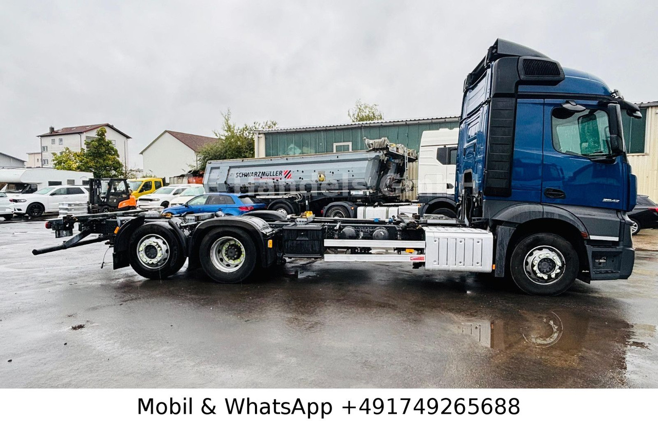 Mercedes-Benz Actros IV 2542 L StreamSpace BDF *Retarder/Lift - Φορτηγό μεταφοράς εμπορευματοκιβωτίων/ Κινητό αμάξωμα: φωτογραφία 2 Mercedes-Benz Actros IV 2542 L StreamSpace BDF *Retarder/Lift - Φορτηγό μεταφοράς εμπορευματοκιβωτίων/ Κινητό αμάξωμα: φωτογραφία 2