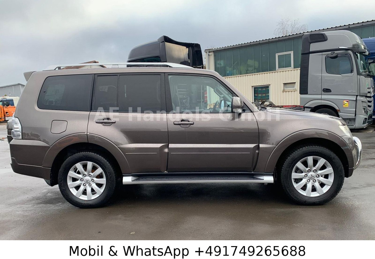 Mitsubishi Pajero 3.2 DI-D Instyle *Auto./Xenon/Leder/AHK - SUV: φωτογραφία 2 Mitsubishi Pajero 3.2 DI-D Instyle *Auto./Xenon/Leder/AHK - SUV: φωτογραφία 2