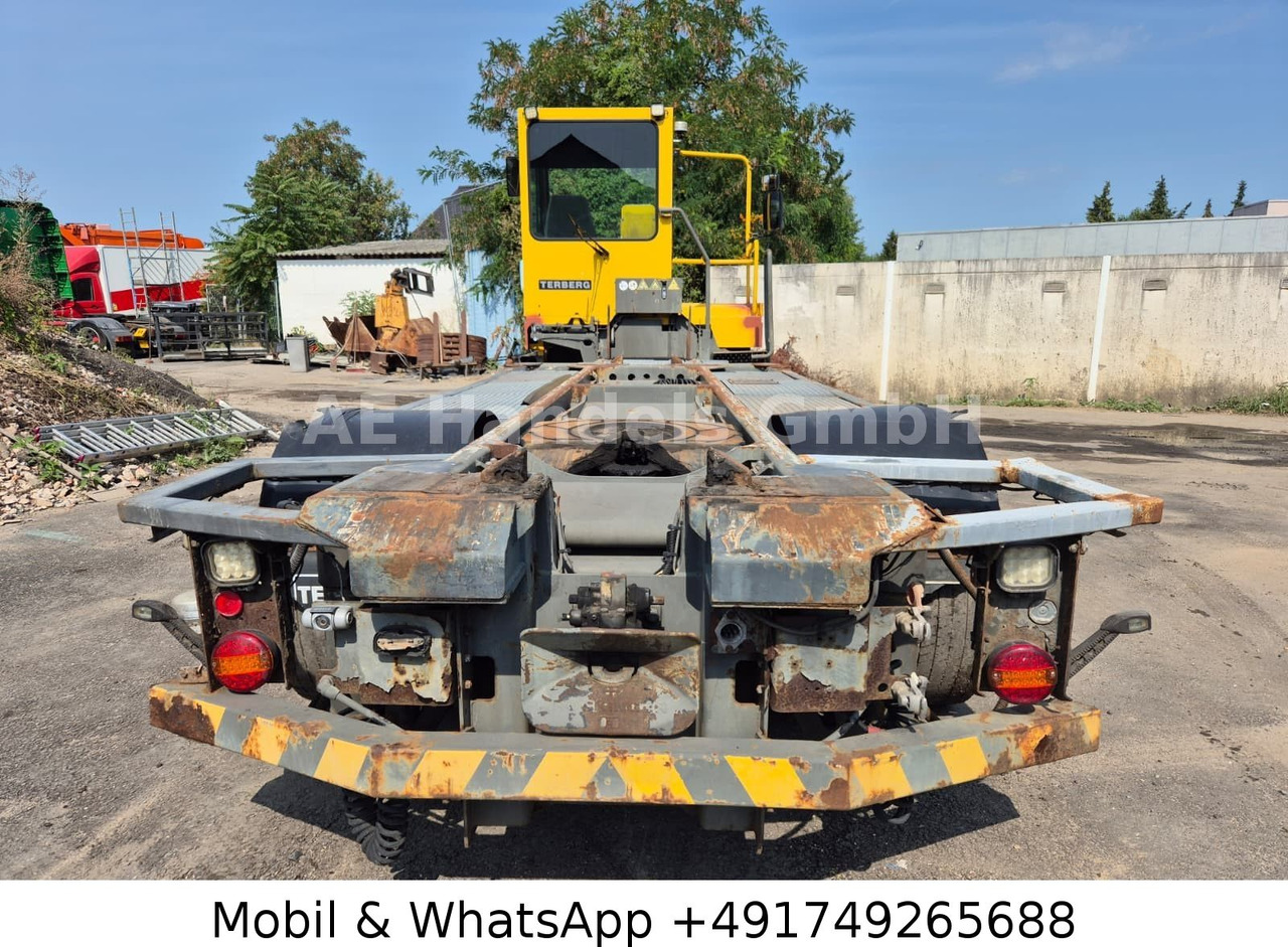 Terberg BC 182 4x2 Rangierfahrzeug *Klima - Φορτηγό: φωτογραφία 4 Terberg BC 182 4x2 Rangierfahrzeug *Klima - Φορτηγό: φωτογραφία 4
