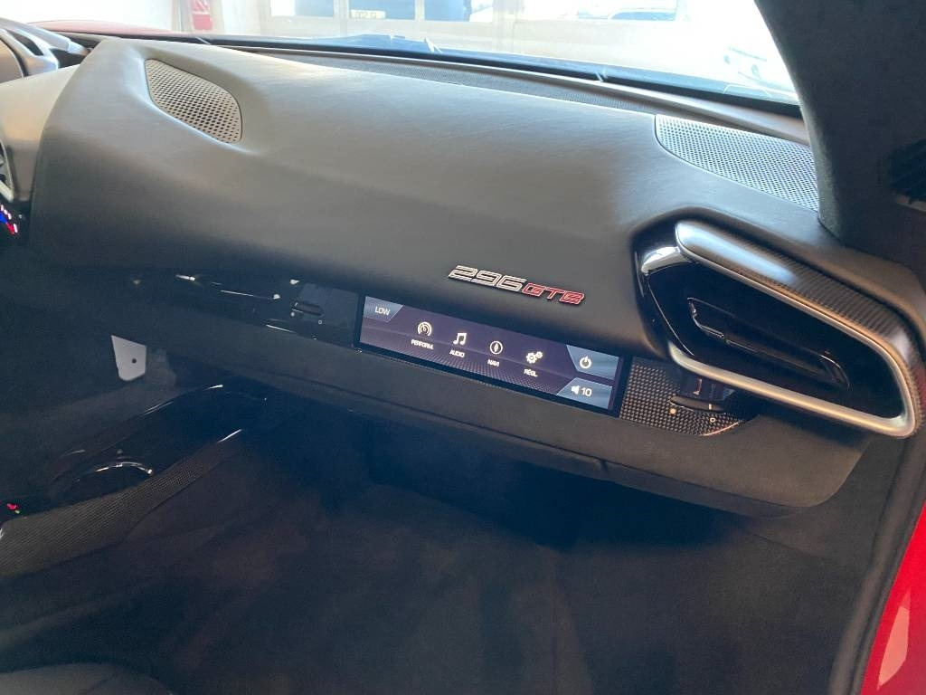 Αυτοκίνητο Ferrari 296 GTB Origine Françaises TVA Récupérable neuve: φωτογραφία 14