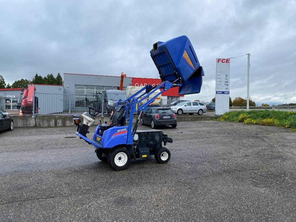 Iseki SF 235F 1er Main endommagée - Χλοοκοπτικό: φωτογραφία 3 Iseki SF 235F 1er Main endommagée - Χλοοκοπτικό: φωτογραφία 3