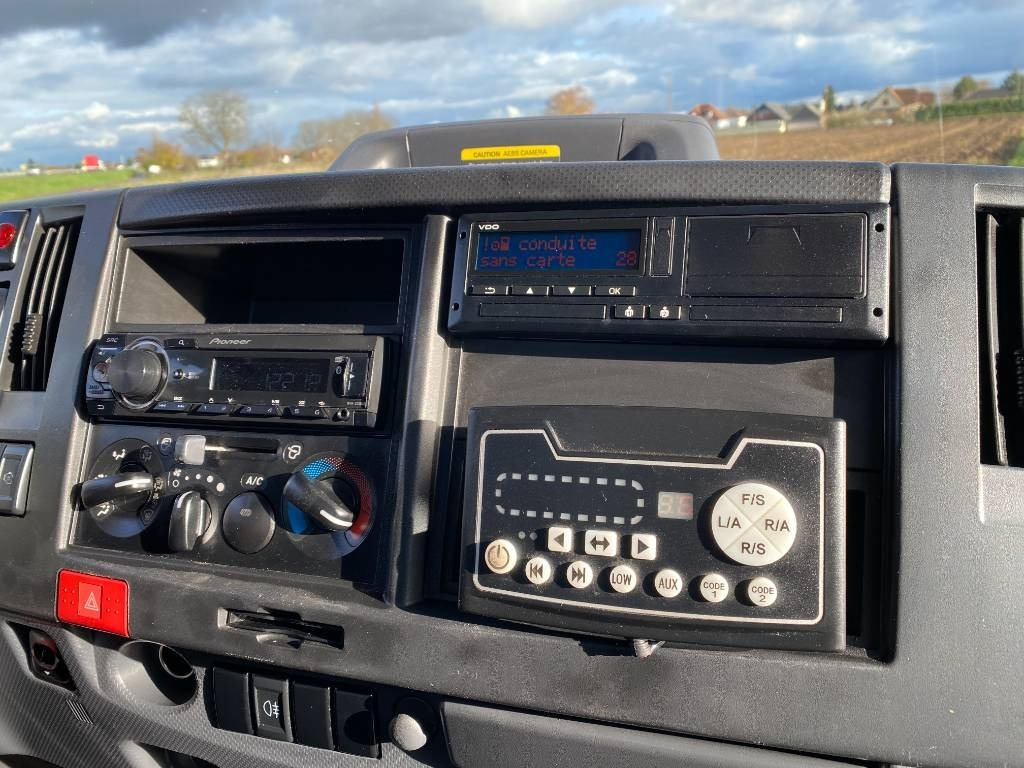 Φορτηγό ρυμούλκησης Isuzu P75-S2/MONZA 1er Main Carte grise Française: φωτογραφία 38 Φορτηγό ρυμούλκησης Isuzu P75-S2/MONZA 1er Main Carte grise Française: φωτογραφία 38