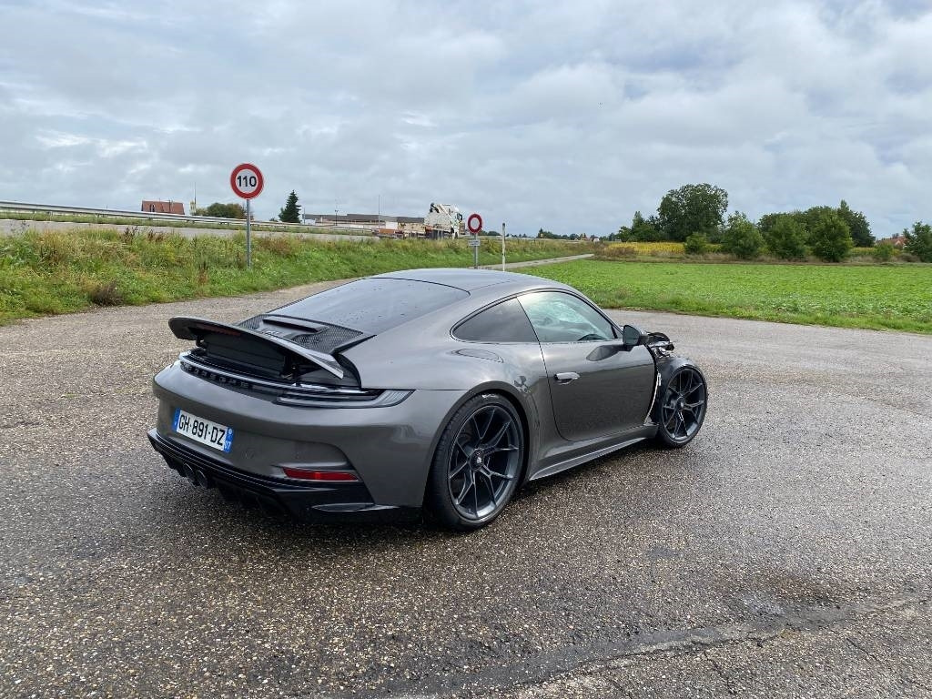 Porsche 911/ 992 - 4.0i GT3 Pack Touring 1er Main - Αυτοκίνητο: φωτογραφία 4 Porsche 911/ 992 - 4.0i GT3 Pack Touring 1er Main - Αυτοκίνητο: φωτογραφία 4