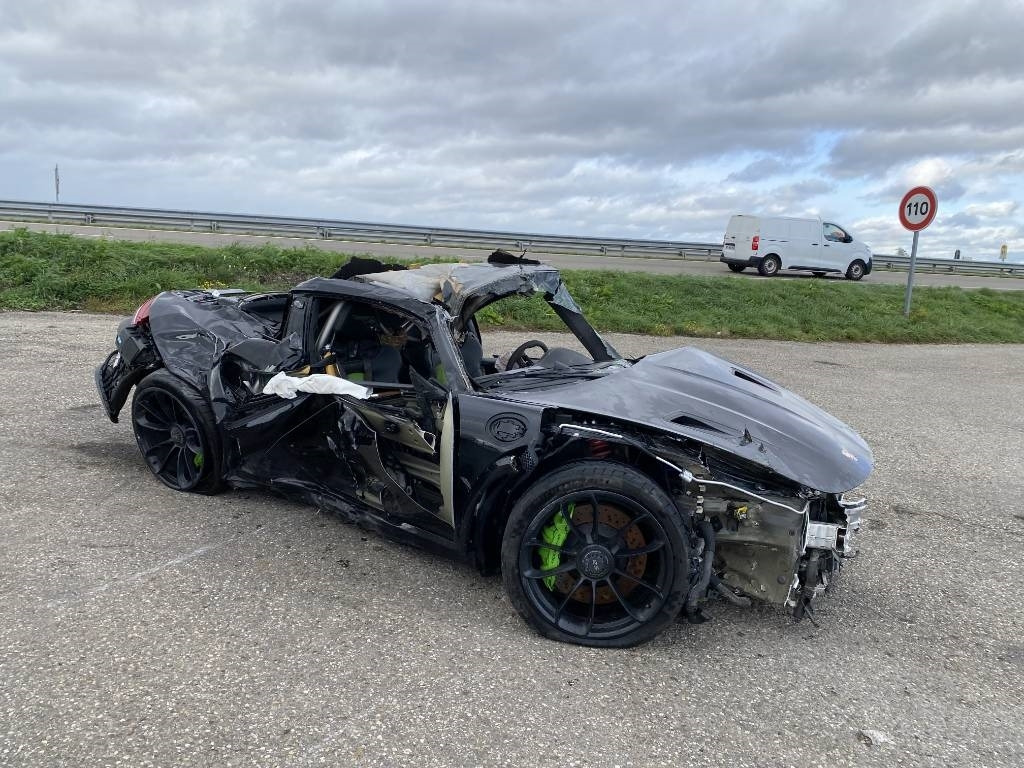 Porsche 911 GT3 RS (991) 4.0i 520 PDK7 Pack WEISSACH/RS  - Αυτοκίνητο: φωτογραφία 3 Porsche 911 GT3 RS (991) 4.0i 520 PDK7 Pack WEISSACH/RS  - Αυτοκίνητο: φωτογραφία 3