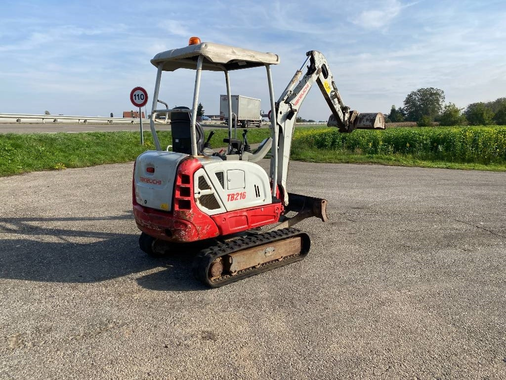 Takeuchi TB 216 /1er Main endommagée - Μίνι εκσκαφέας: φωτογραφία 4 Takeuchi TB 216 /1er Main endommagée - Μίνι εκσκαφέας: φωτογραφία 4